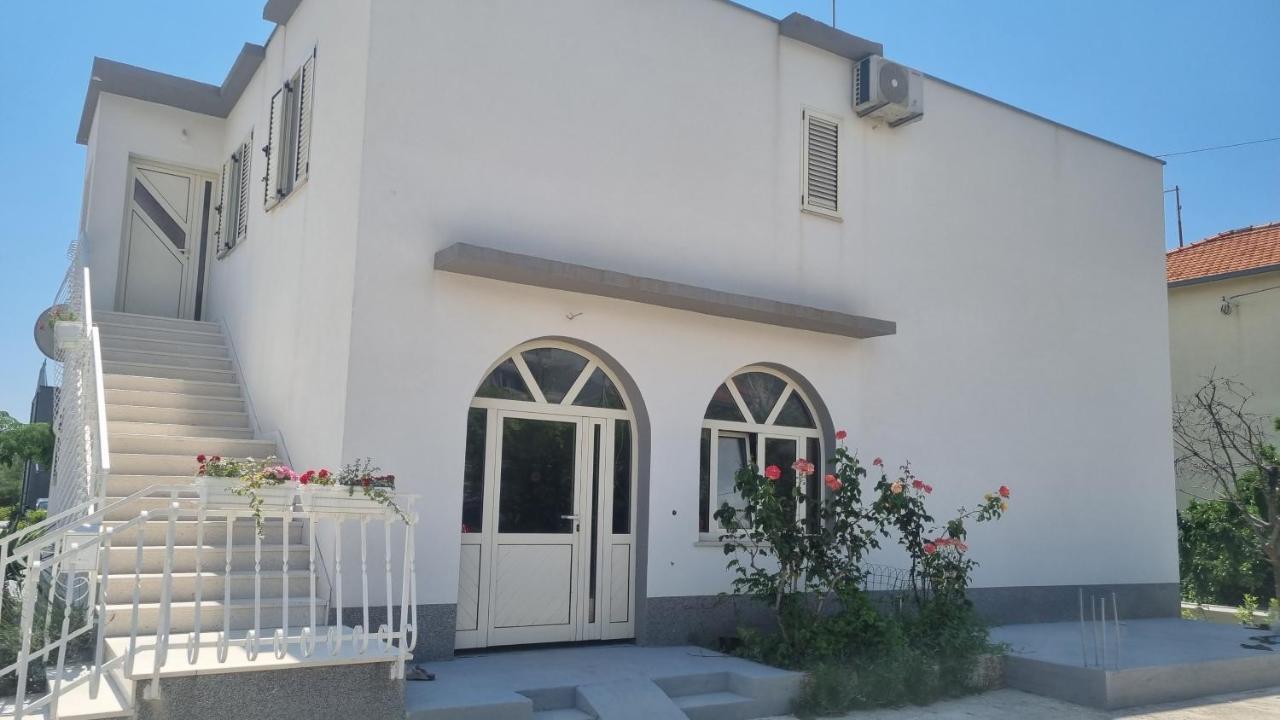Luxa 5 Min Old Town, 10 Min Airport Leilighet Trogir Eksteriør bilde
